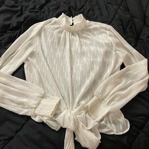 White sheer express top size medium